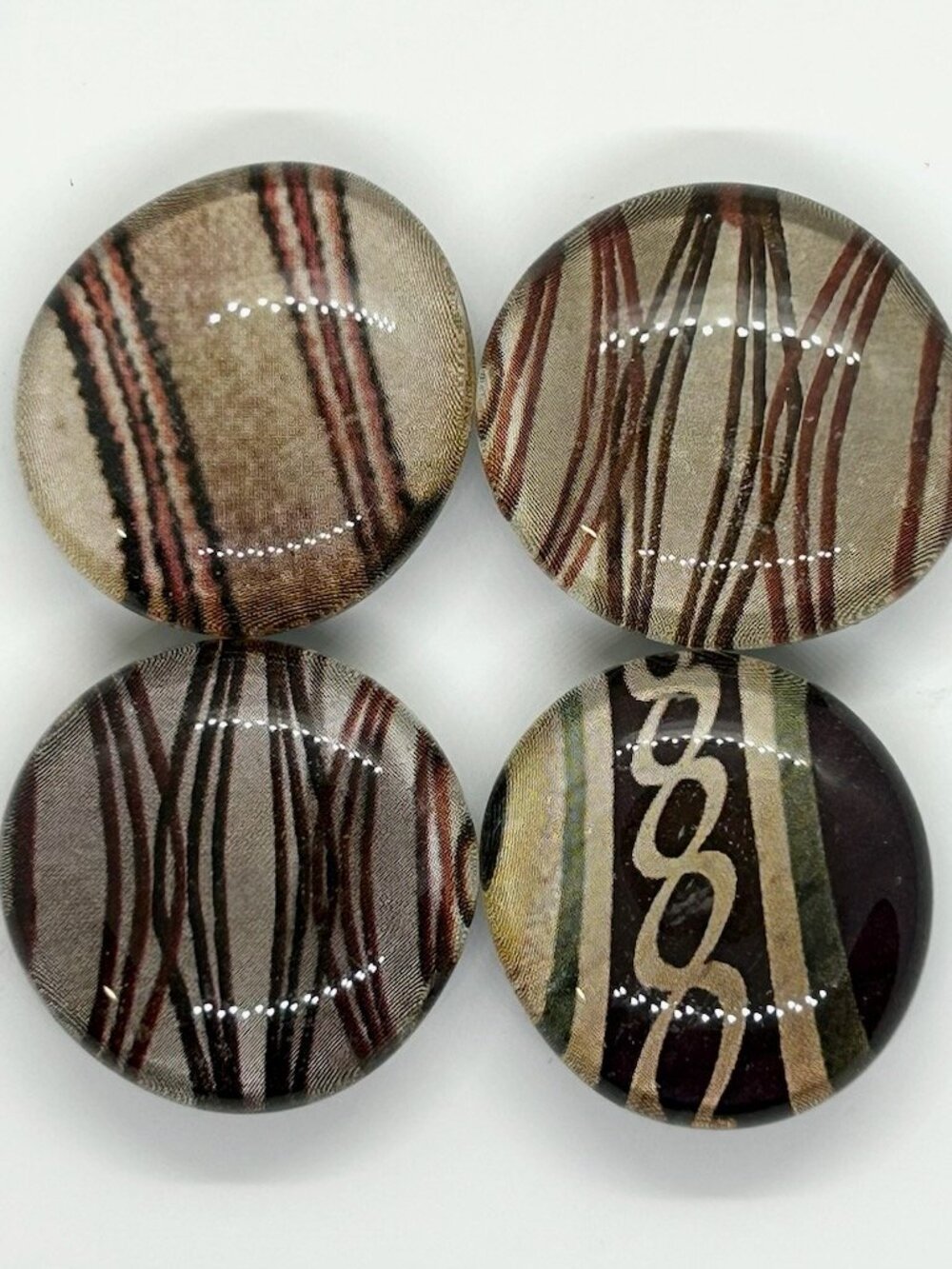 Magnets, Set of 4 Handcrafted Glass Decorative Pattern Magnets.